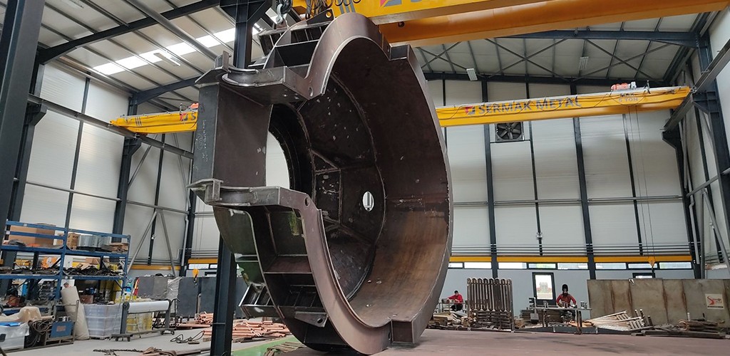 Lowershell Uluslararası Yolculuk İçin Hazırlanıyor